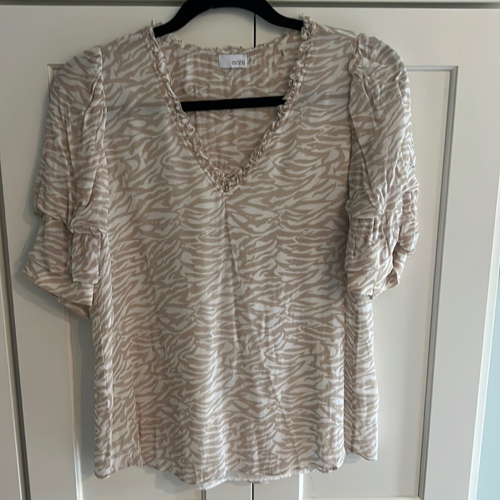 Ecru V neck blouse